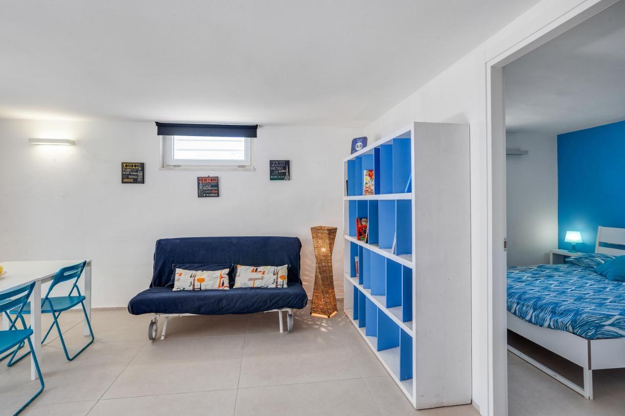 Casalmare Apartments One Step From The Sea Mola di Bari Extérieur photo