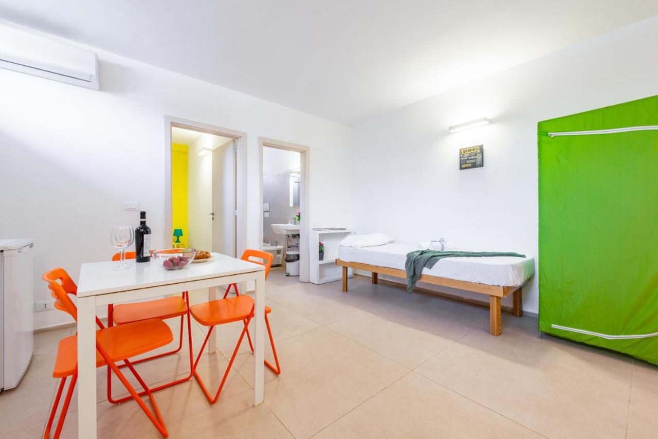 Casalmare Apartments One Step From The Sea Mola di Bari Extérieur photo