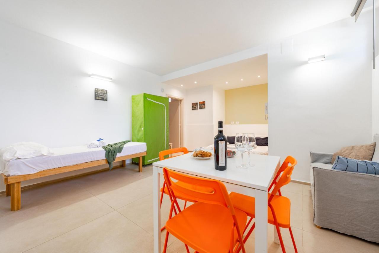 Casalmare Apartments One Step From The Sea Mola di Bari Extérieur photo