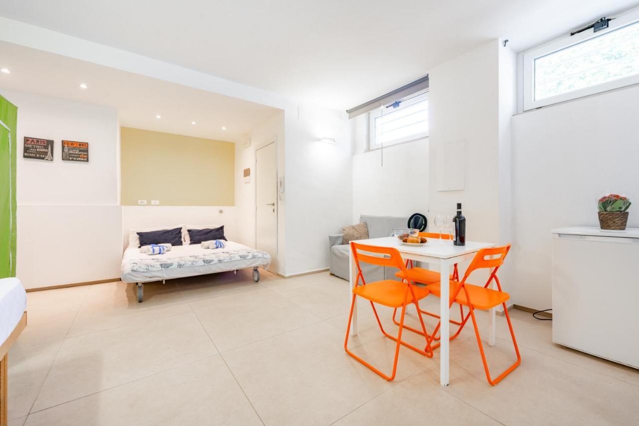 Casalmare Apartments One Step From The Sea Mola di Bari Extérieur photo